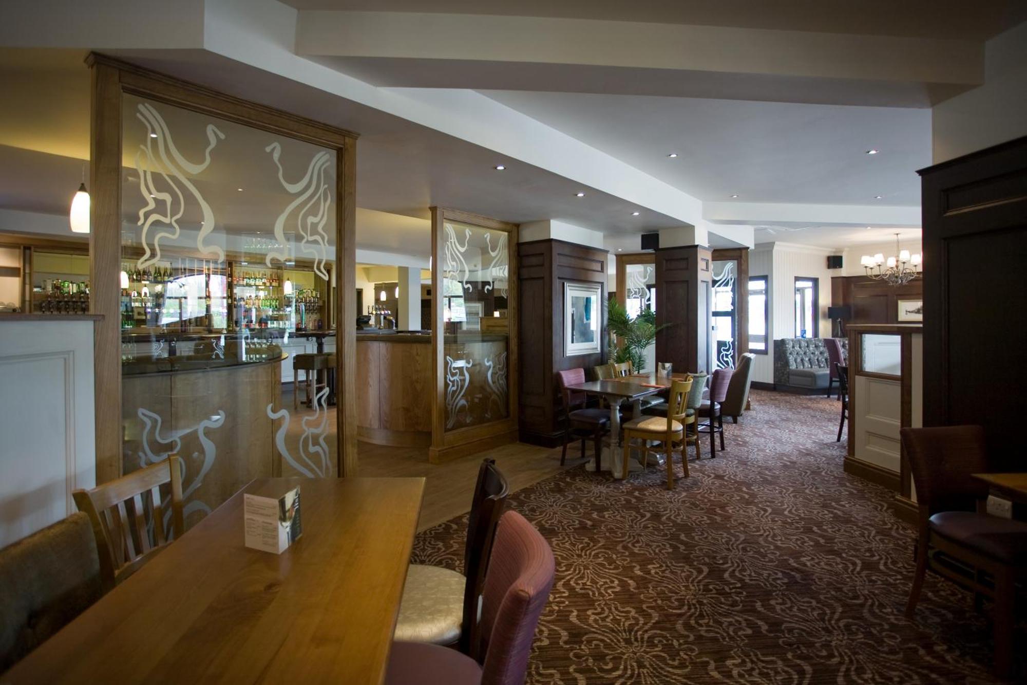 The Fairway Hotel Barnsley Exterior photo