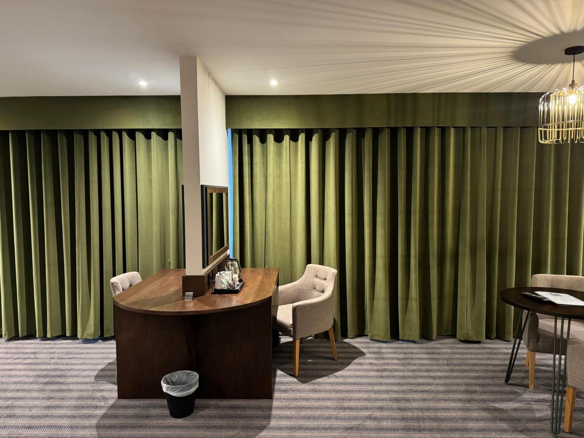 The Fairway Hotel Barnsley Exterior photo
