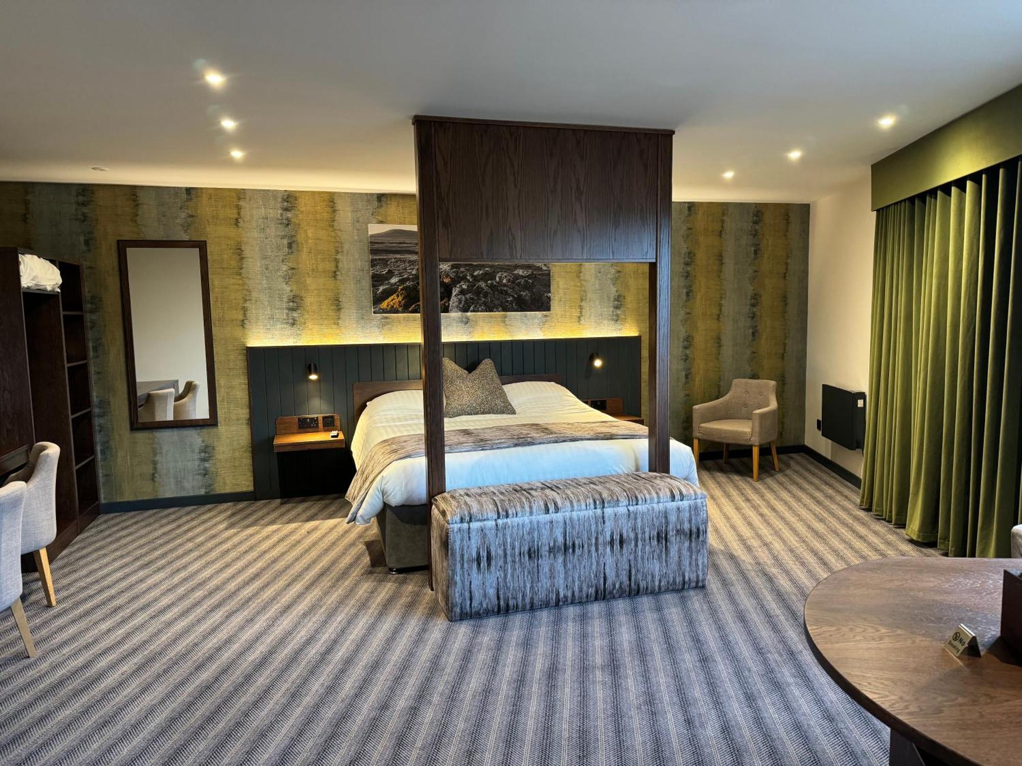 The Fairway Hotel Barnsley Exterior photo